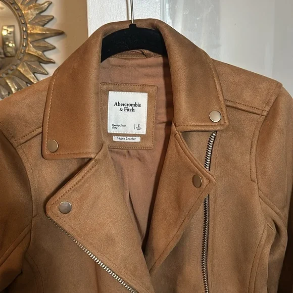 Abercrombie & Fitch Vegan Leather Jacket - Picture 4 of 4